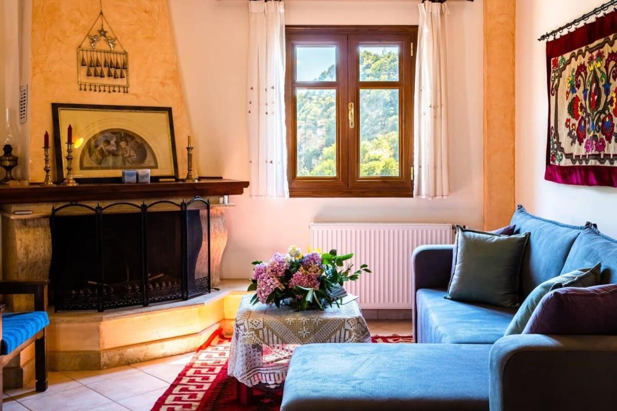 Stemnitsa Stone Residence - Comfy Mountain Getaway Екстер'єр фото