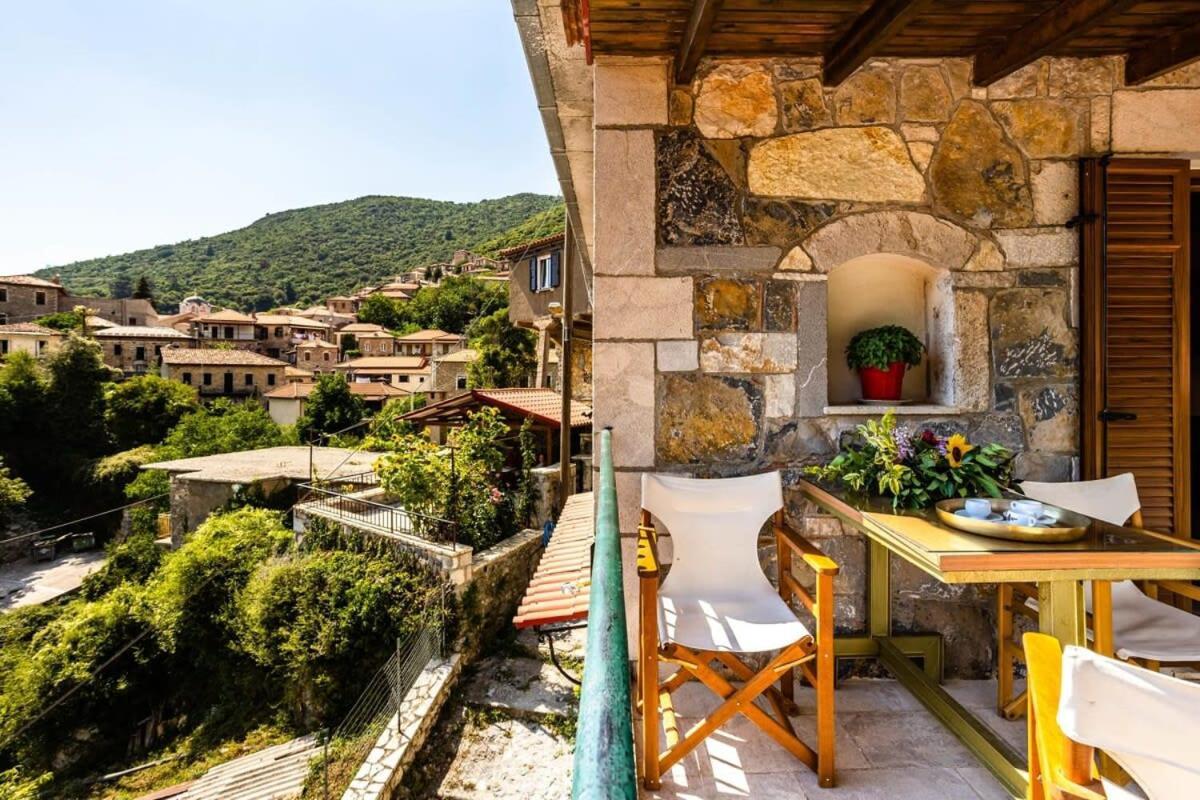 Stemnitsa Stone Residence - Comfy Mountain Getaway Екстер'єр фото